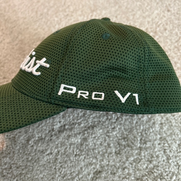 Titleist Golf Cap - Picture 2 of 6